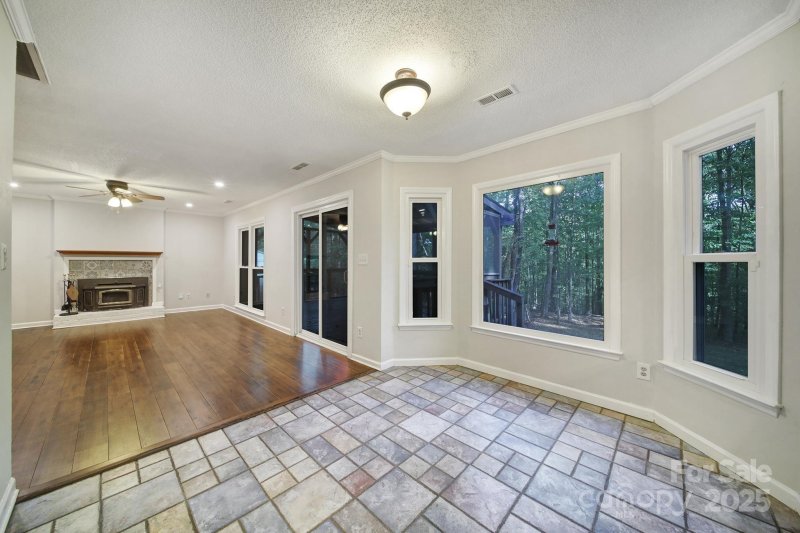 Property image 4 of 5026 Spicebush Court in Farmwood North, Charlotte, NC 28215