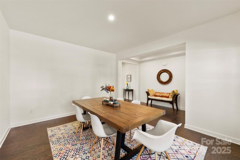 Property image 5 of 4534 Collingham Drive in Haywyck Meadows, Charlotte, NC 28273