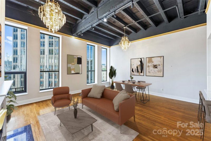 Property image 4 of 127 N Tryon Street in Fourth Ward, Charlotte, NC 28202