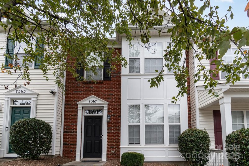 Property image 2 of 7367 Laurel Valley Road in The Mews at Laurel Valley, Charlotte, NC 28273