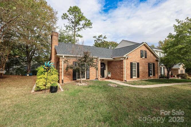 Property image 2 at 7514 Red Oak Lane, Charlotte, NC 28226