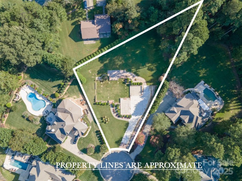 115 Misty Meadows Court