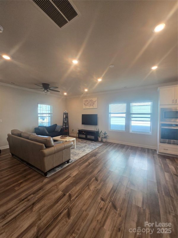 Property image 2 of 340 Cranford Drive in Preston Park, Pineville, NC 28134