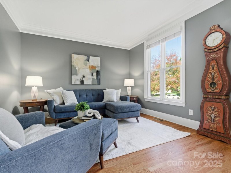 Property image 4 of 1007 Westbury Drive in Brookhaven, Matthews, NC 28104