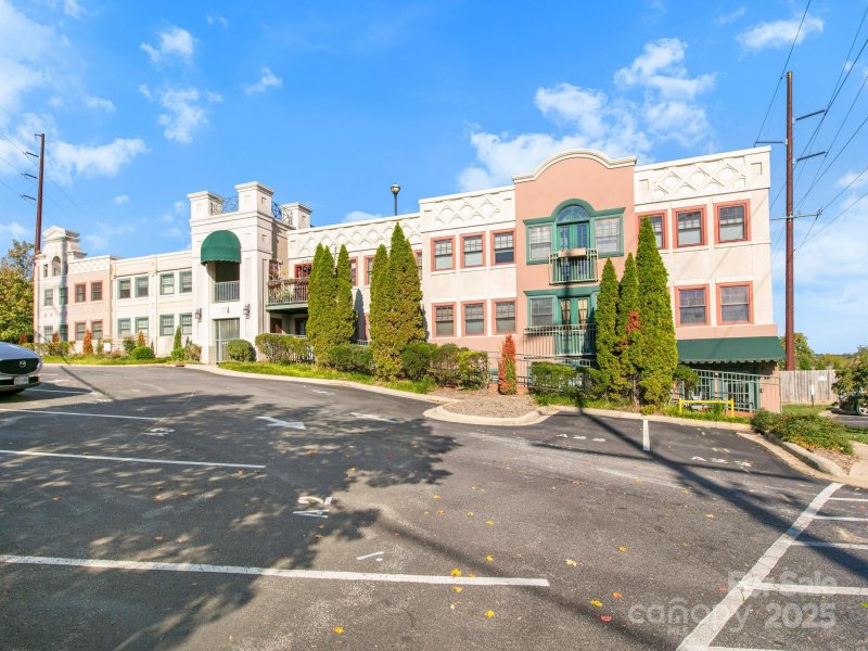 Hiawassee, Asheville Community