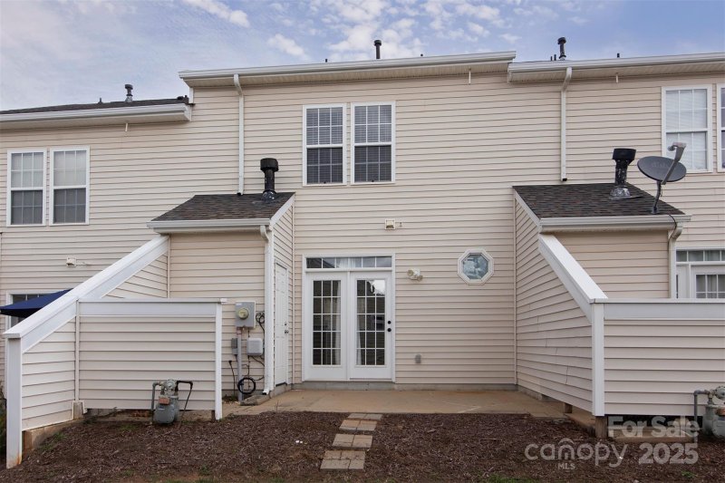 Property image 3 of 6310 Rhodins Lane in Arlington, Fort Mill, SC 29707