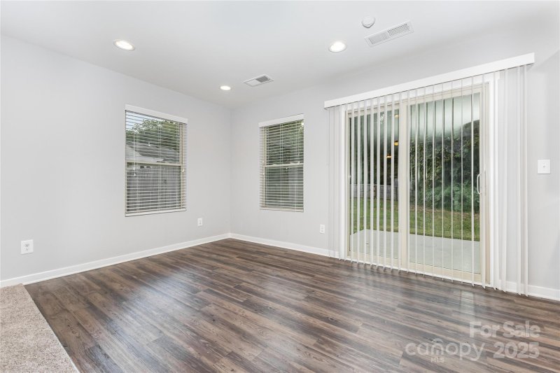 Property image 5 of 2617 Riley Woods Lane in Riley Woods, Charlotte, NC 28269