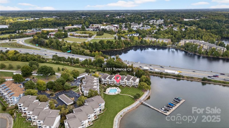 Property image 3 of 1331 Torrence Circle in Davidson Landing, Davidson, NC 28031