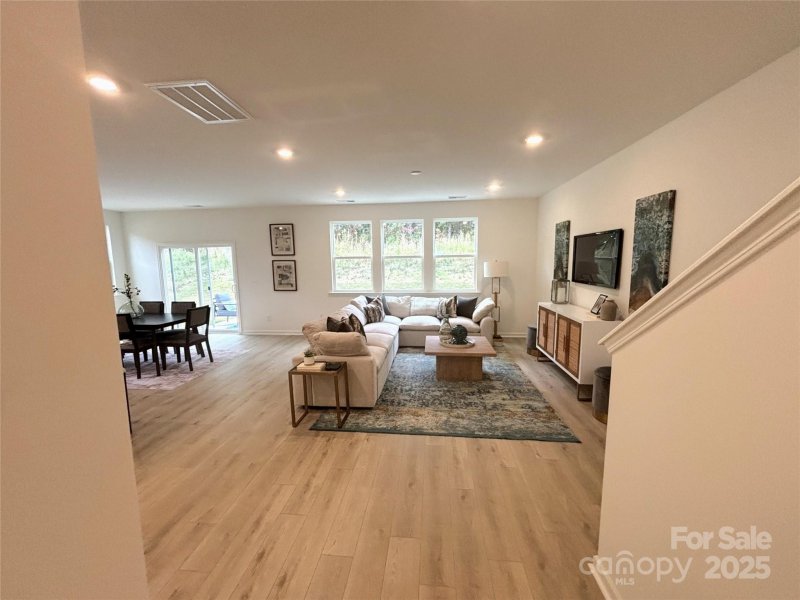 Property image 2 of 129 Bellina Drive in Bellina, York, SC 29745