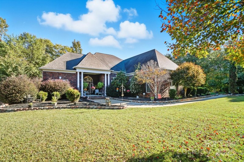 Property image 3 of 8629 Haydens Way in Vanderburg Estates, Concord, NC 28025