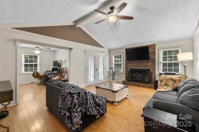 Property image 3 of 113 Sawtooth Lane in Farmwood Acres, Stanley, NC 28164