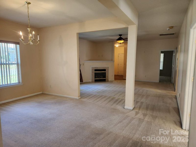 Property image 5 of 4800 Spruce Peak Road in Stowe Creek, Charlotte, NC 28278