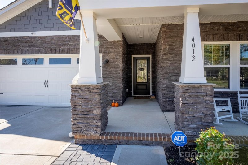 Property image 2 of 4013 Leyland Court in Heron Creek, Mint Hill, NC 28227