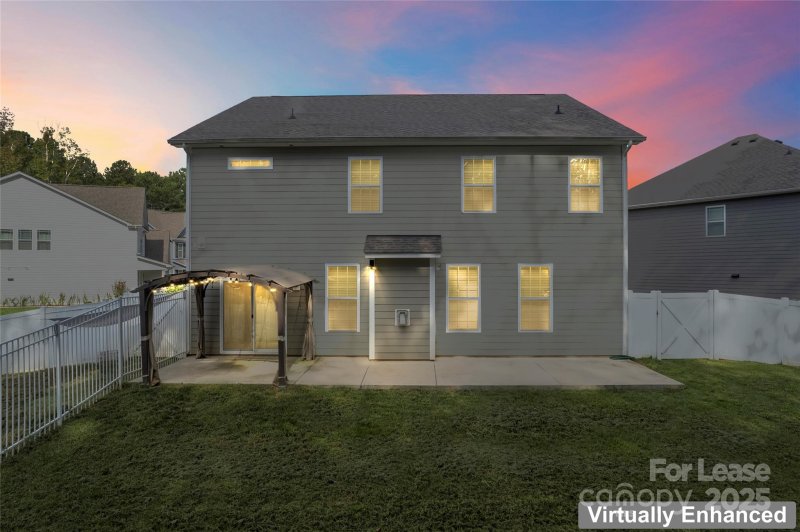 Property image 5 of 141 Hornbeam Lane in Atwater Landing, Mooresville, NC 28117