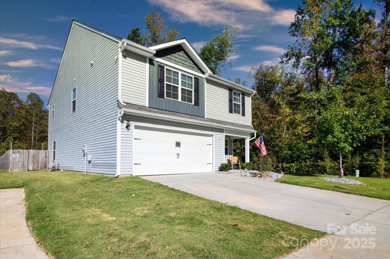 1345 Standing Oak Drive