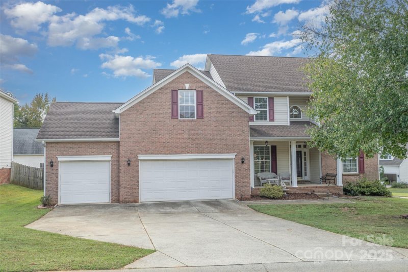 Property image 2 of 14902 Bridle Trace Lane in Bridlestone, Pineville, NC 28134