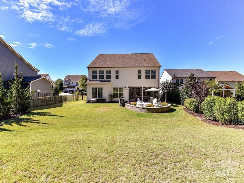 Property image 3 of 11510 Grenfell Avenue in Arrington, Huntersville, NC 28078