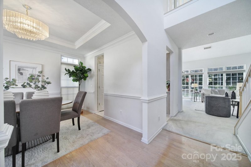 Property image 5 of 9414 Willow Tree Lane in Blakeney Heath, Charlotte, NC 28277