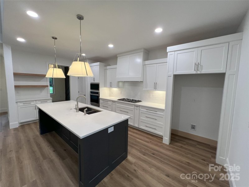 Property image 4 of 4205 9th Street in Tillmans Run, Hickory, NC 28601