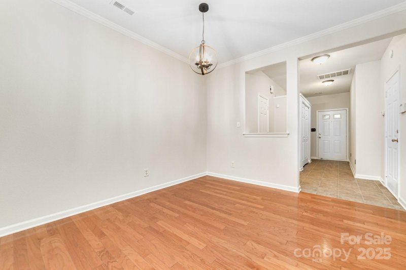 Property image 5 of 5310 Waverly Lynn Lane in Waterlyn, Charlotte, NC 28269