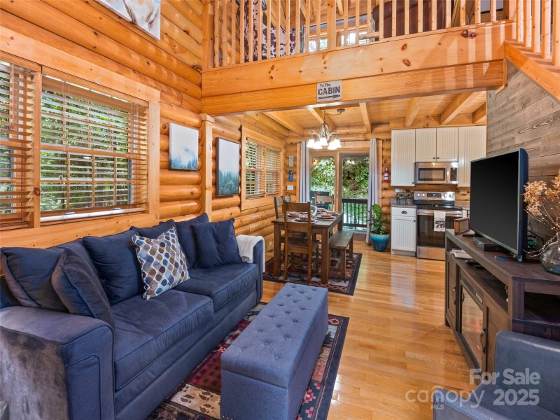 Property image 3 of 38 Robin Hood Lane in Sherwood Forest, Maggie Valley, NC 28751