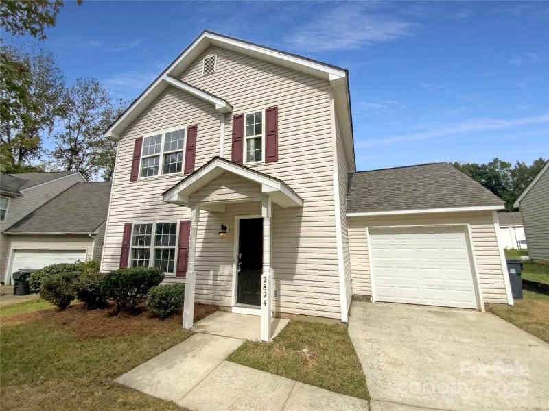 Fairstone, Charlotte Community