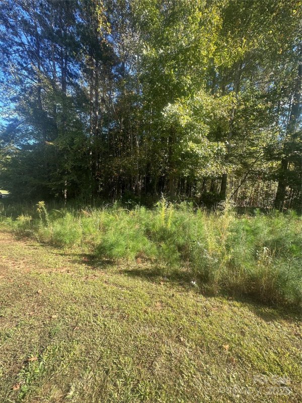 621 Sunset Pointe Drive