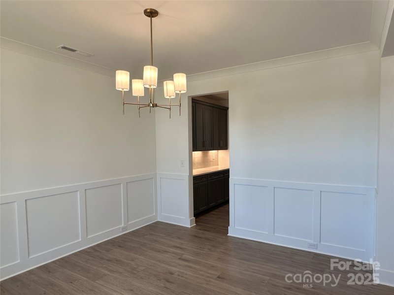 Property image 2 of 115 Longwood Road in Summerlin, Mooresville, NC 28115