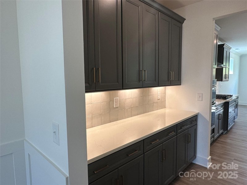 Property image 3 of 115 Longwood Road in Summerlin, Mooresville, NC 28115