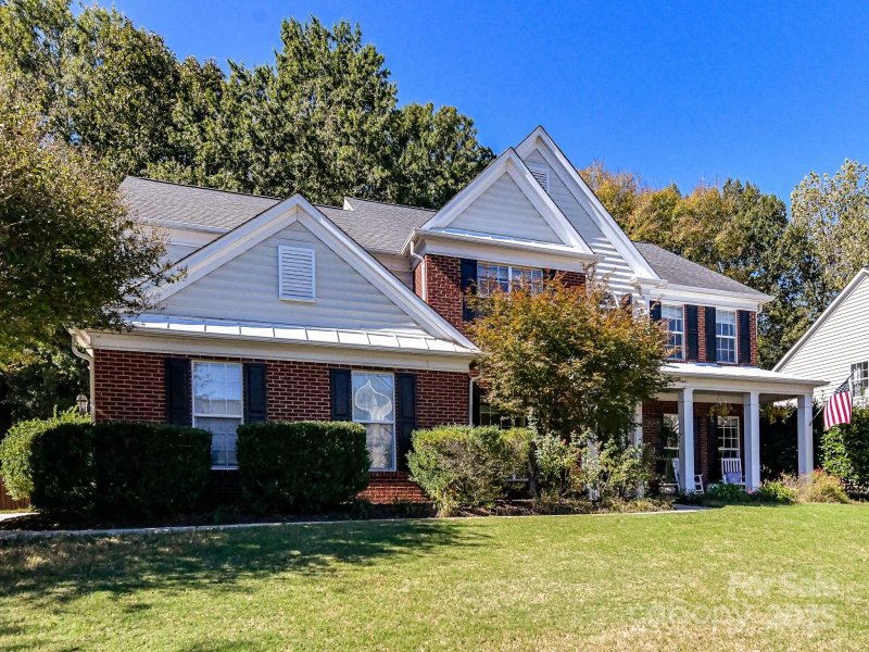 Property image 2 at 10928 Knight Castle Drive, Charlotte, NC 28277