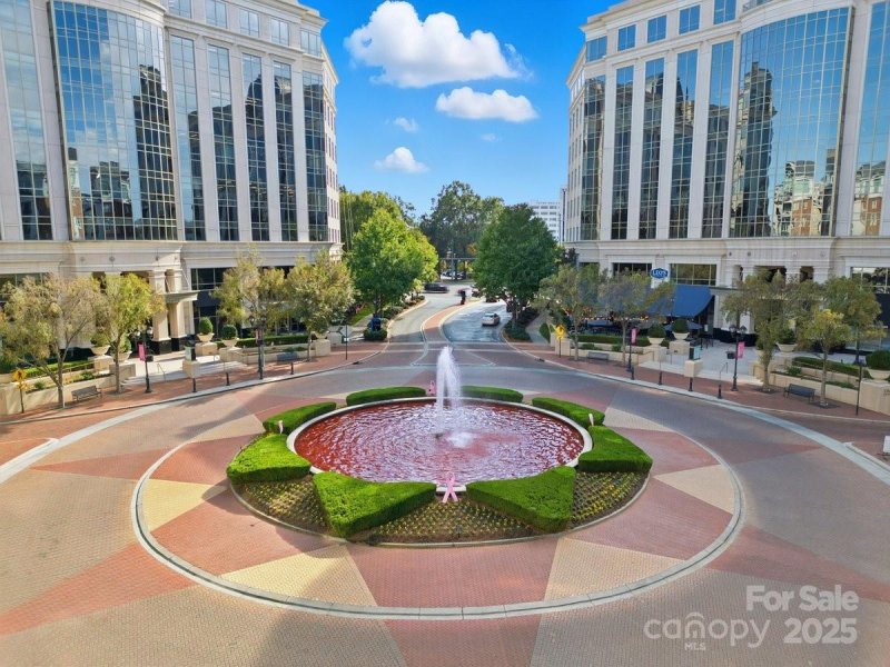 Property image 3 of 4620 Piedmont Row Drive in Piedmont Row, Charlotte, NC 28210