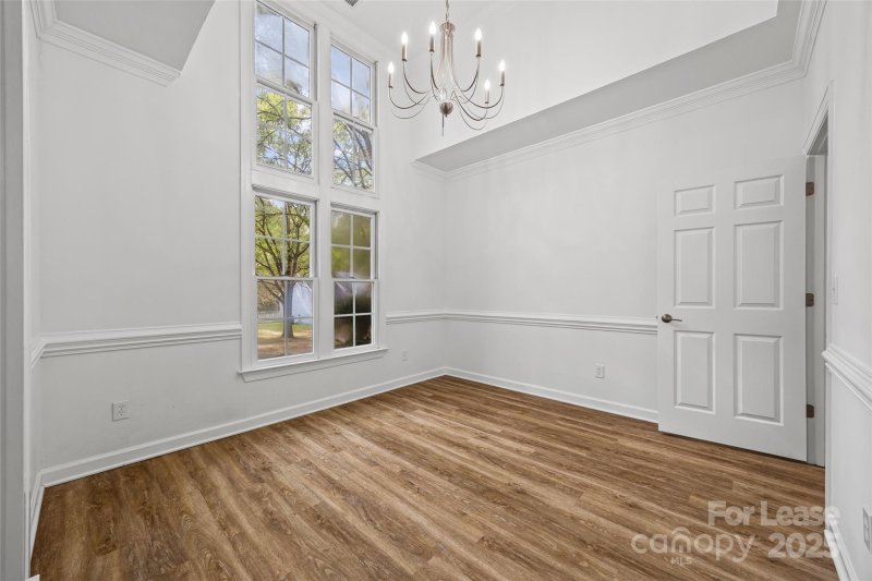 Property image 4 of 7219 Bevington Woods Lane in Bevington Pines, Charlotte, NC 28277