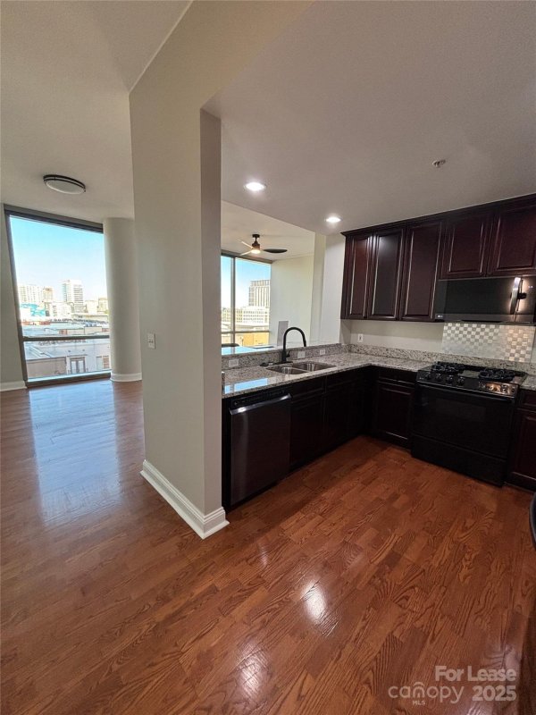 Property image 3 at 315 Arlington Avenue, Charlotte, NC 28203