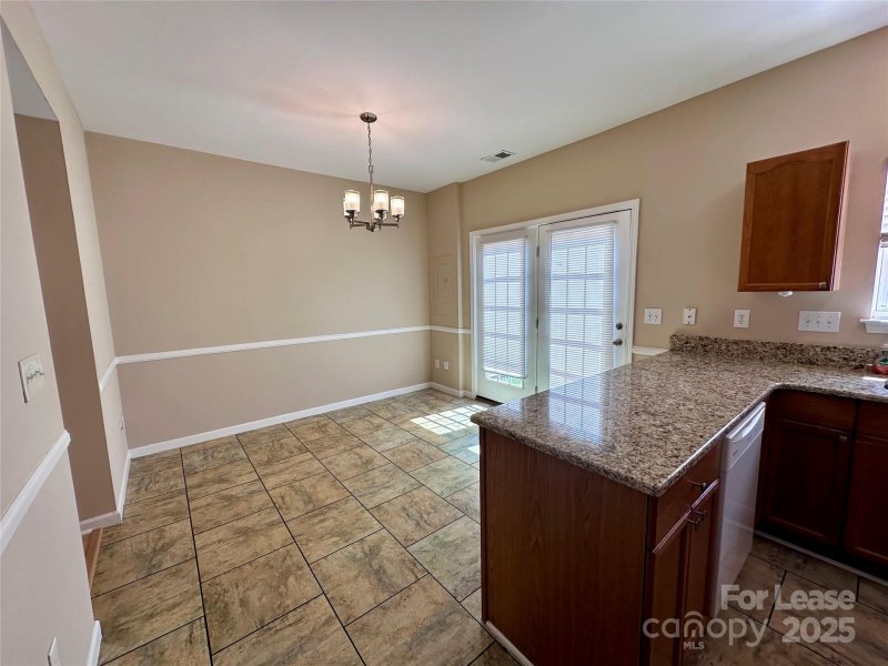 Property image 4 of 8055 Mariners Pointe Circle in Mariners Pointe at Smithstone, Denver, NC 28037