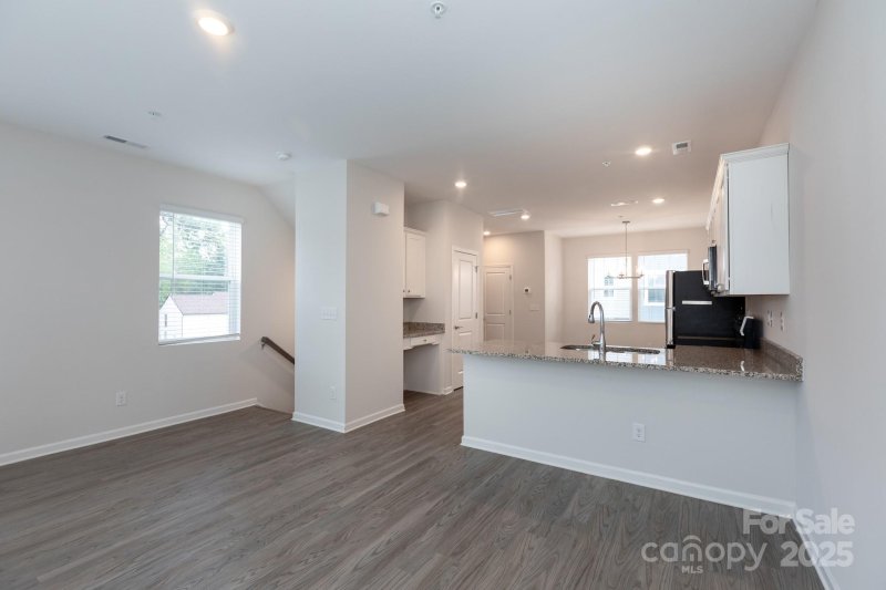 Property image 4 of 2410 Via Del Conte Alley in Windsor Park, Charlotte, NC 28205