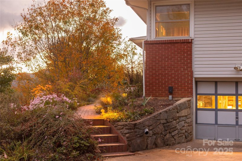 Property image 3 of 8 W Haywood Drive in Mcclure-Canton, Canton, NC 28716