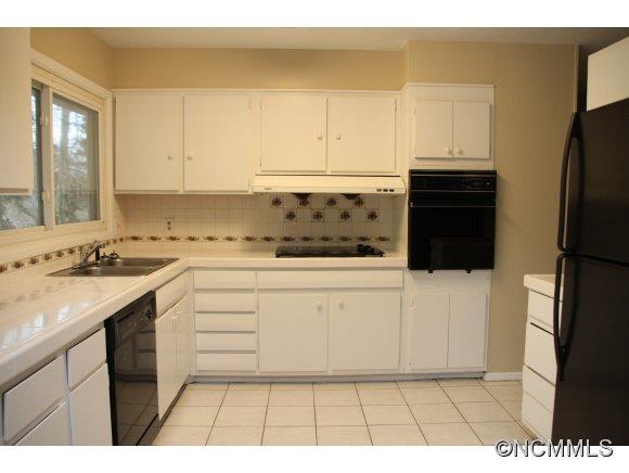 Property image 5 at 24 Forestdale Dr, Asheville, NC 28803