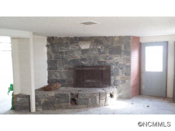 Property image 4 at 108 Alexander Dr, Mills River, NC 28759