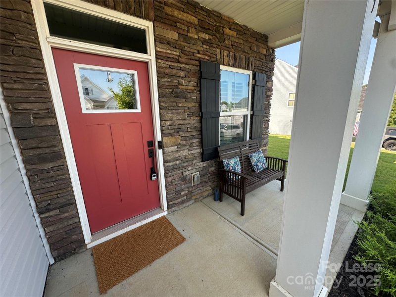 Property image 2 of 1539 Spruce Lane in Villages Of Denver, Denver, NC 28037