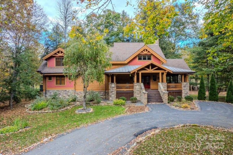 Property image 4 of 202 Riverlinks Drive in Mount Mitchell Lands, Burnsville, NC 28714