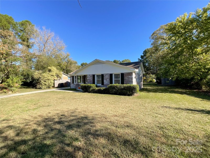 Property image 3 at 7902 Hembywood Drive, Indian Trail, NC 28079