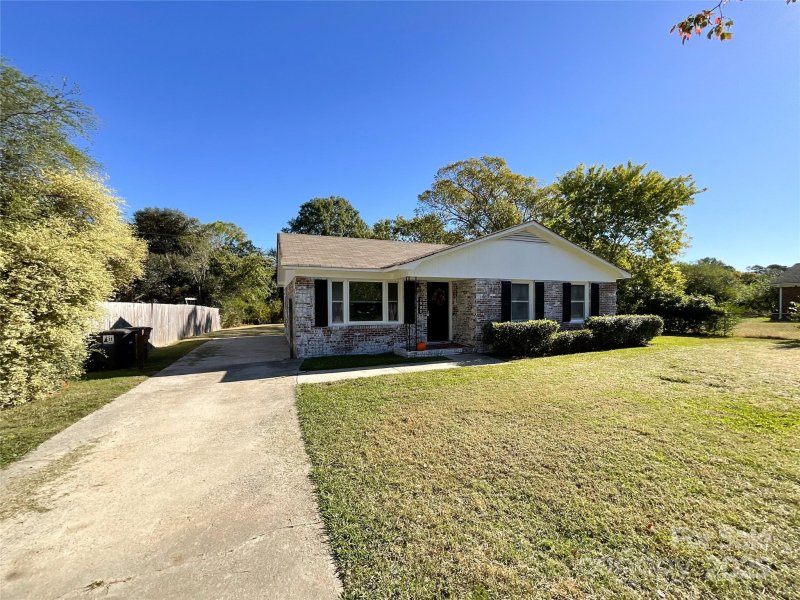 Property image 4 at 7902 Hembywood Drive, Indian Trail, NC 28079