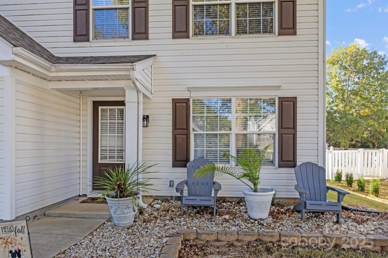 Property image 2 of 297 Notable Lane in Ebenezer Village, Rock Hill, SC 29732