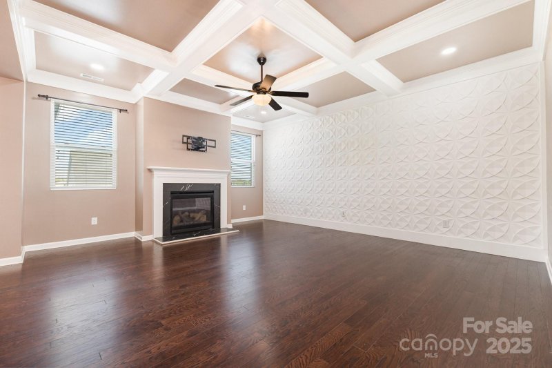 Property image 4 of 7806 Meridale Forest Drive in Meridale, Charlotte, NC 28269