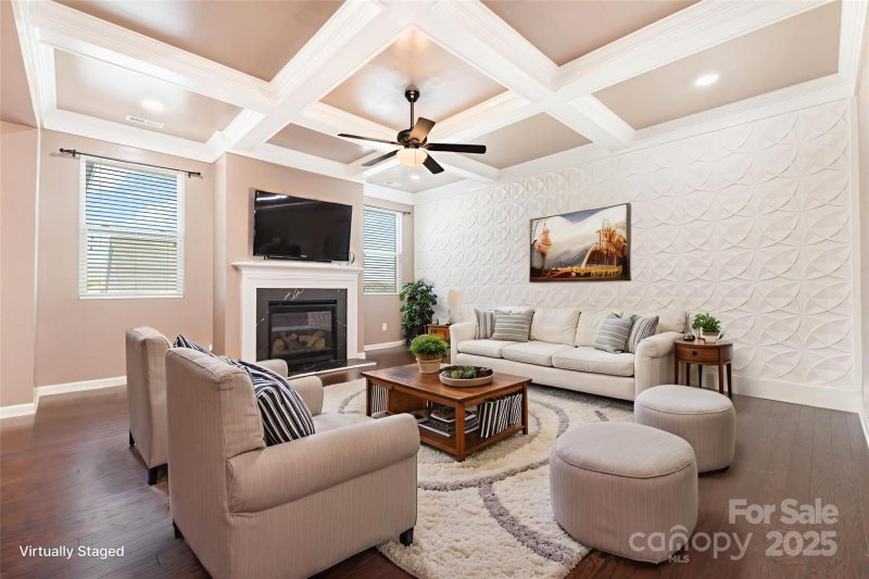 Property image 5 of 7806 Meridale Forest Drive in Meridale, Charlotte, NC 28269