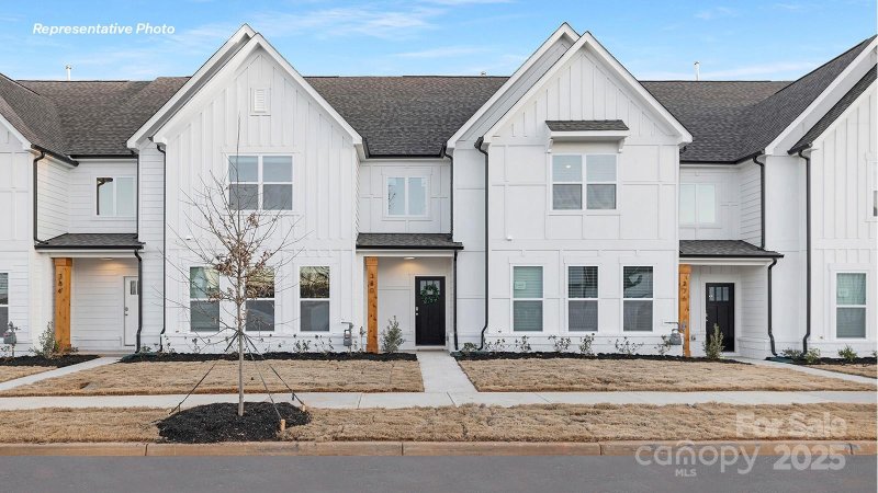 Property image 2 of 306 Ginsberg Road in Allston, Rock Hill, SC 29732