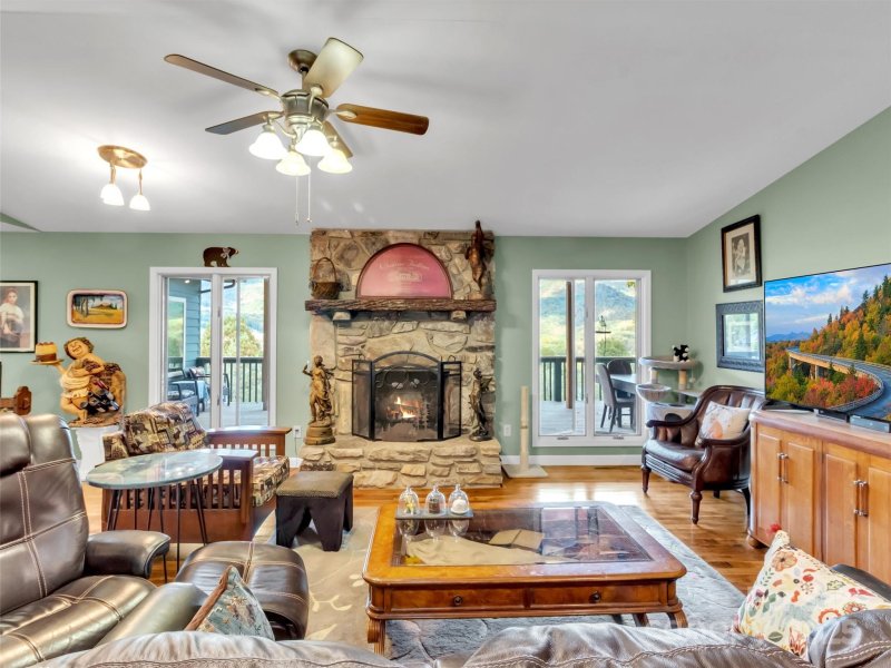 Property image 5 of 155 Orchard Drive in Barbers Orchard, Waynesville, NC 28786