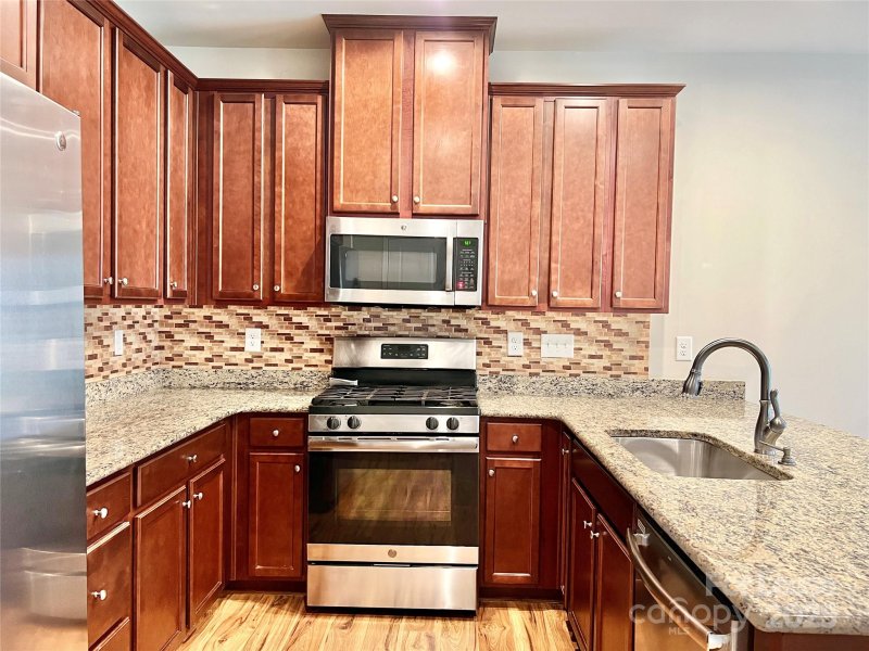 Property image 3 of 310 Willow Wood Court in Park Meadows, Stallings, NC 28104