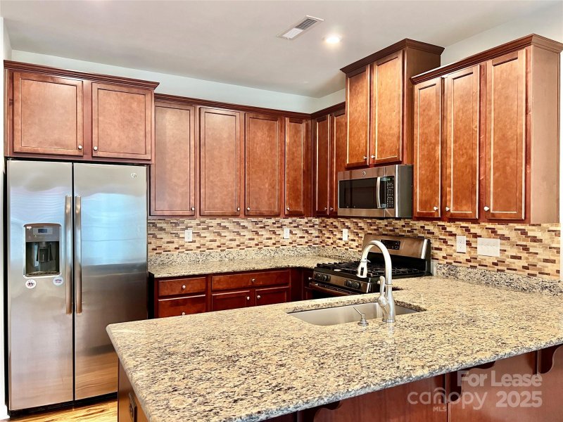 Property image 4 of 310 Willow Wood Court in Park Meadows, Stallings, NC 28104