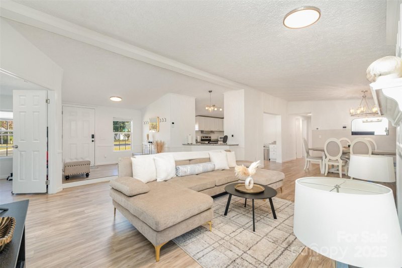 Property image 4 of 1443 Cherry Park Drive in Cherry Park, Gastonia, NC 28052